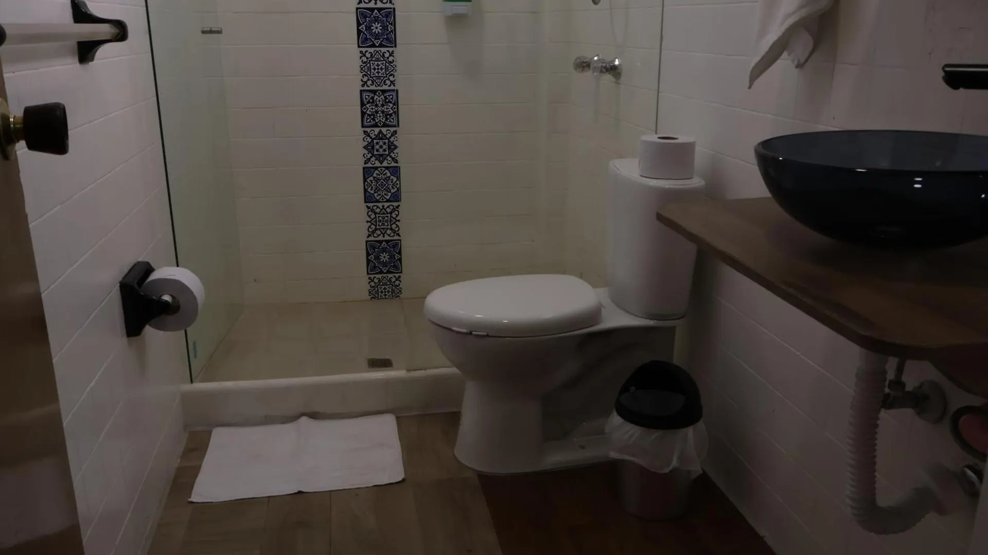 Homestay Living Poblado Manila 301 F Habitacion Individual Medellin Colombia