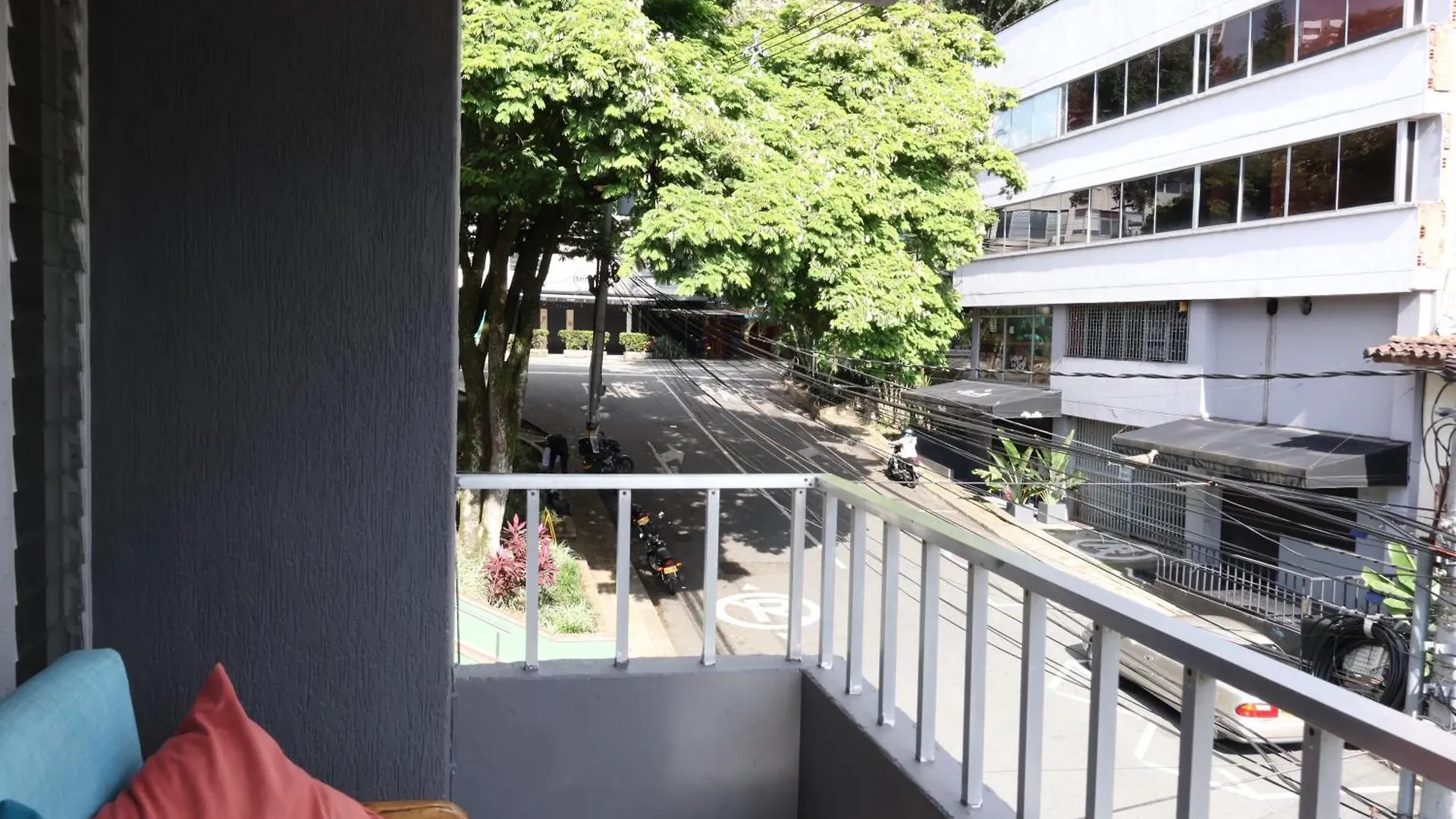 Homestay Living Poblado Manila 301 F Habitacion Individual Medellin